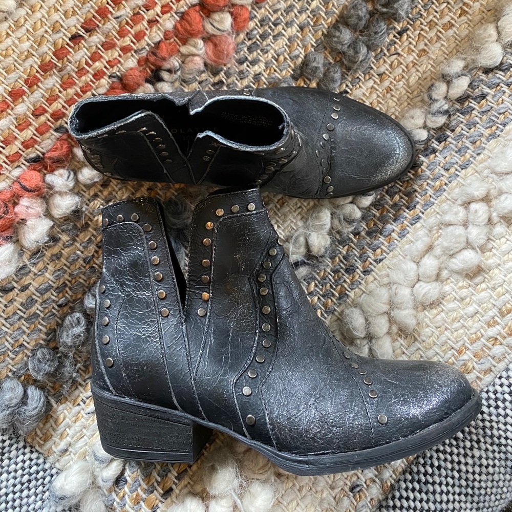 Very Volatile Boots Gem